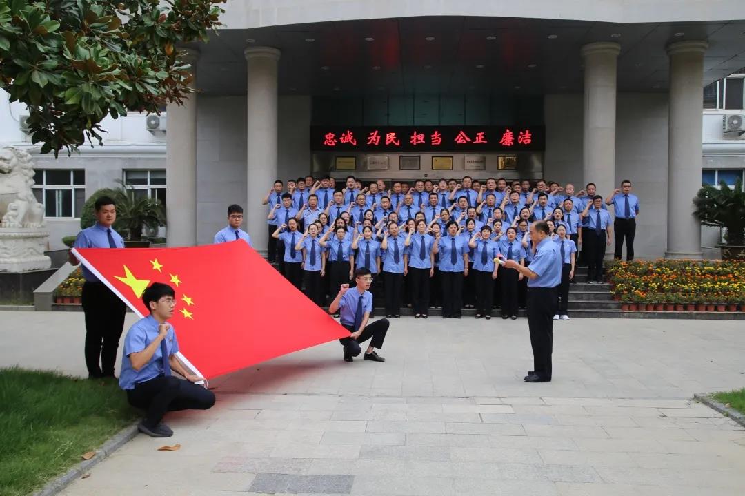 ������������Ժ���С������졢����족��ʽ����ףΰ��������ٲ�ʢ��